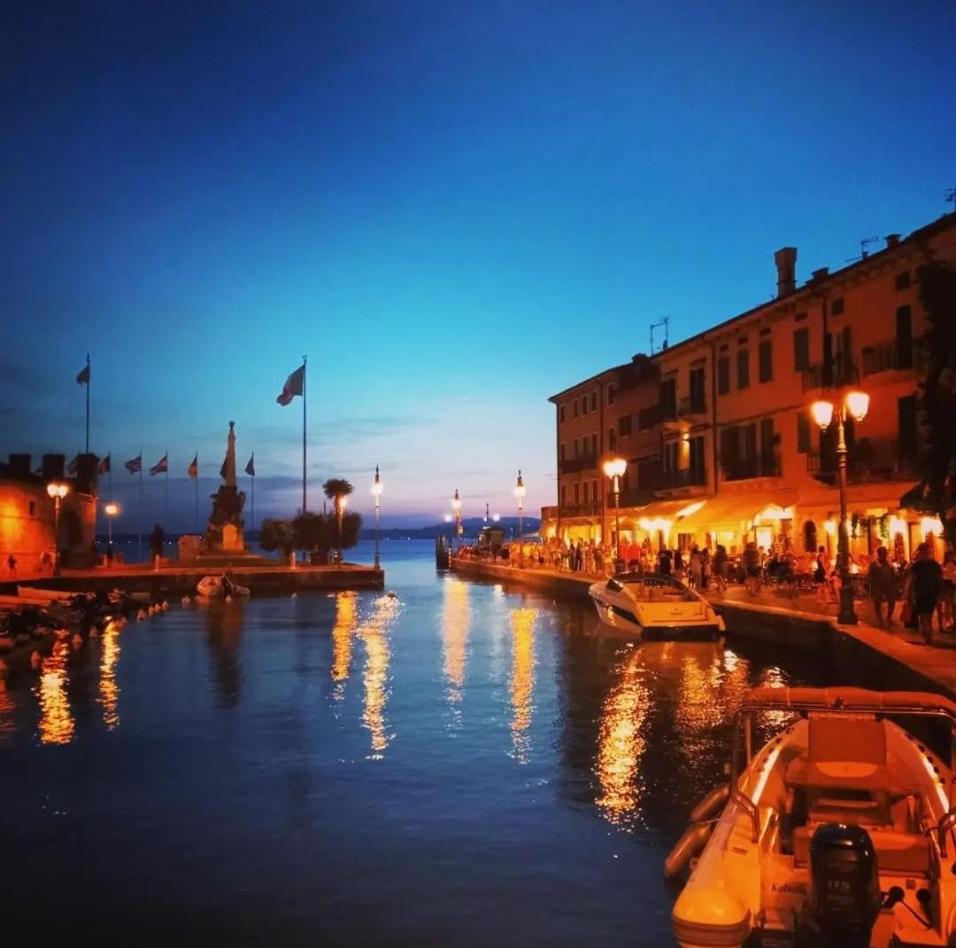 La Casa Di Marzia Apartment Bardolino Bagian luar foto