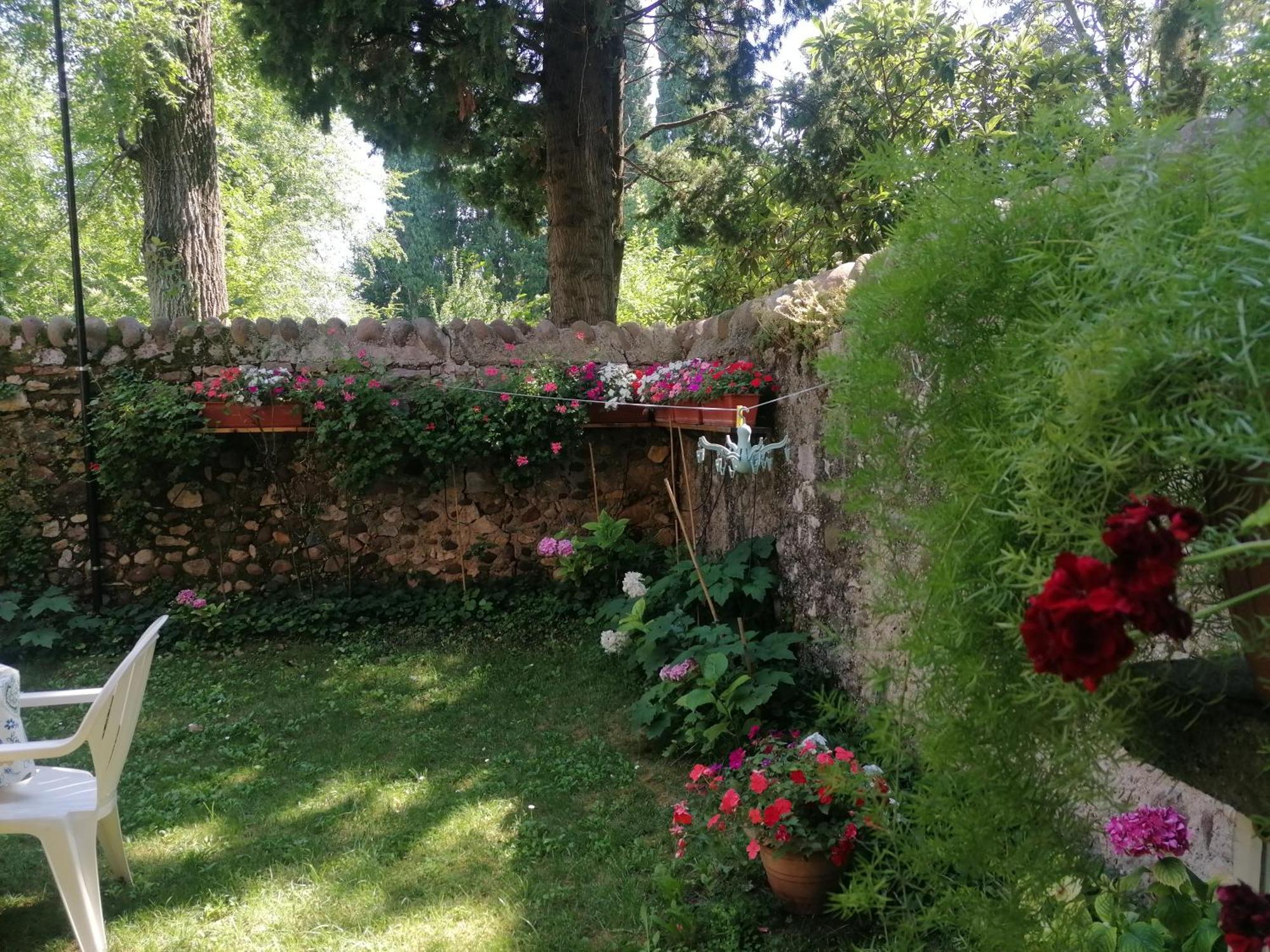 La Casa Di Marzia Apartment Bardolino Bagian luar foto